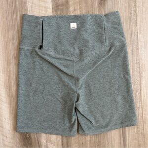 Vuori Clean Elevation Shorty- Stormy Heather